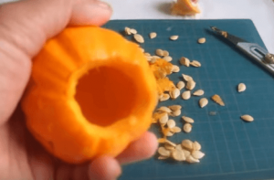 ハロウィンかぼちゃランタン作り方飾り種類くり抜き方17