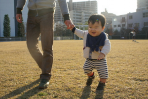 1歳運動増える抱っこ寝かしつけ